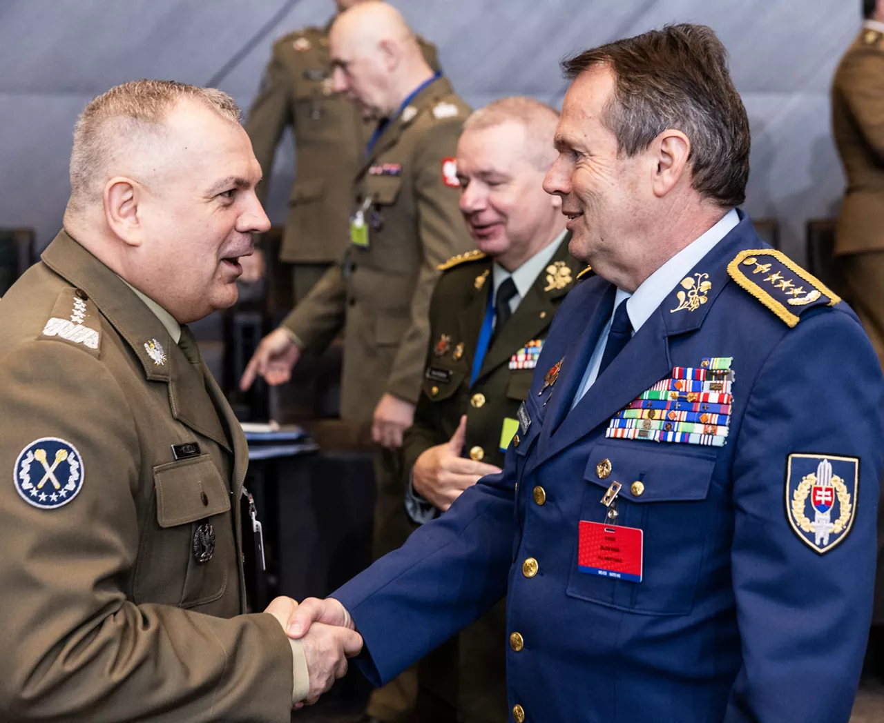 Left to Right - The Chief of Defence of Poland, General Wiesław Kukuła with the Chief of Defence of Slovakia, Lieutenant General Miroslav Lorinc.