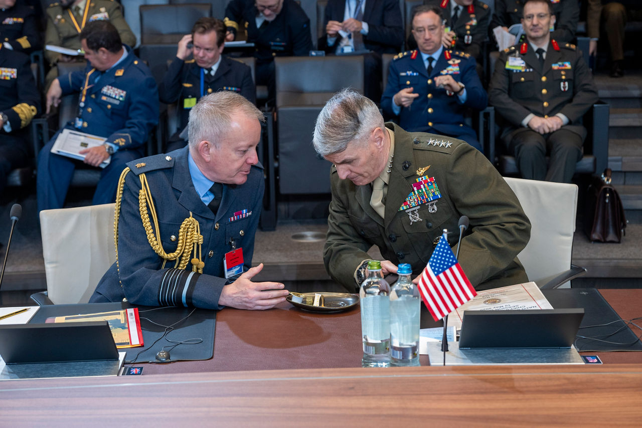 Left to Right - The Chief of Defence of the United Kingdom, Air Chief Marshal Sir Richard Knighton with the Deputy Chief of Defence of the United States, General Christopher Mahoney.
