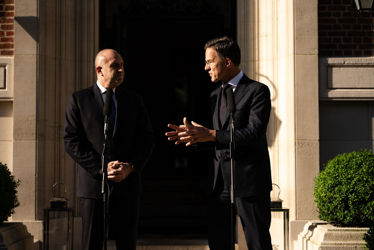 NATO Secretary General meets with the Prime Minister of Bulgaria