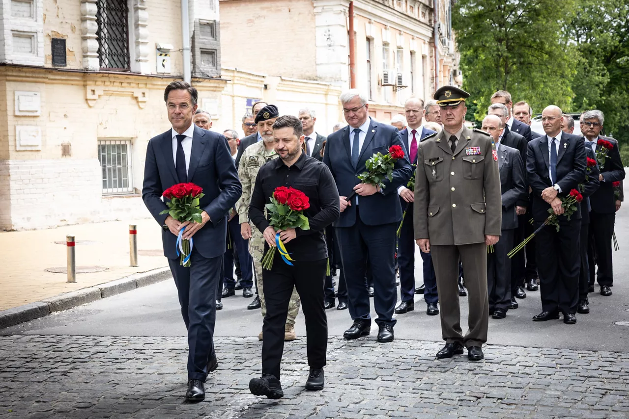 NATO Secretary General Mark Rutte and Volodymyr Zelenskyy, President of Ukraine, in a wreath-laying ceremony at the Wall of Remembrance of the Fallen for Ukraine