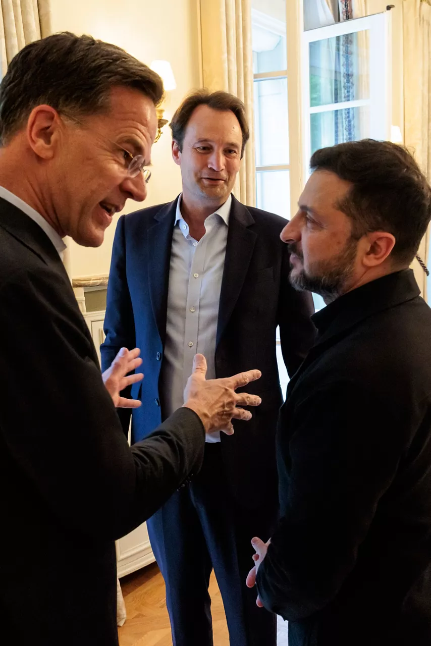 NATO Secretary General Mark Rutte and President of Ukraine Volodymyr Zelenskyy