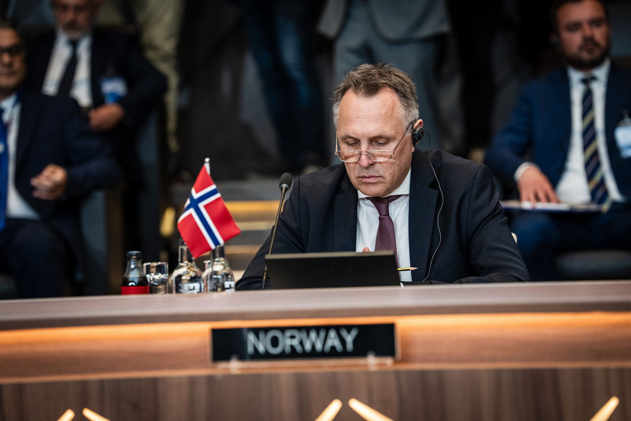 Tore O. Sandvik (Minister of Defence, Norway)
