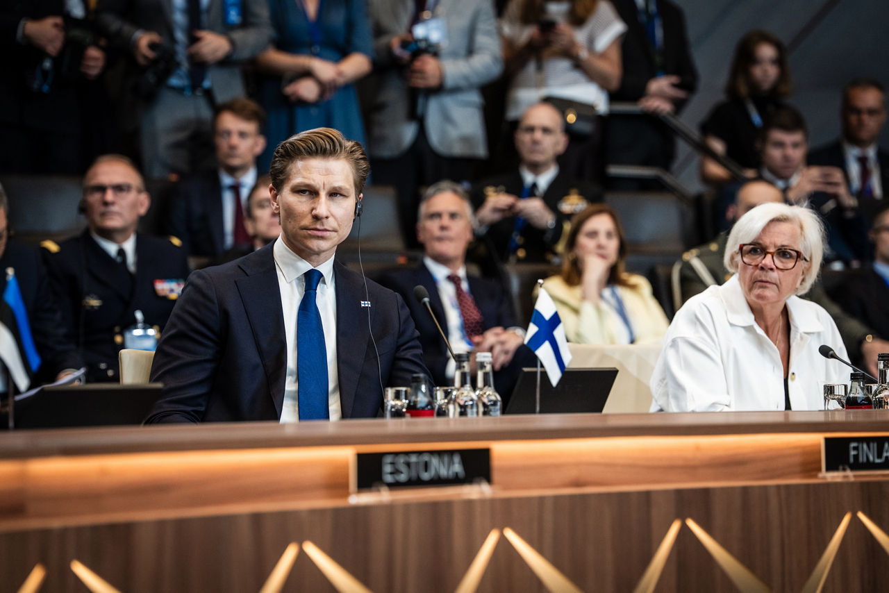 [from left to right] Antti Häkkänen (Minister of Defence, Finland) and Catherine Vautrin (Minister of the Armed Forces, France)
