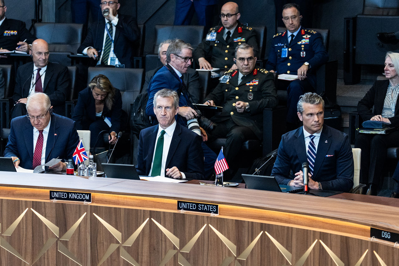[from left to right] Yaşar Güler (Minister of Defence, Türkiye), Dan Jarvis (Secretary of Defence, United Kingdom) and Pete Hegseth (US Secretary of War)
