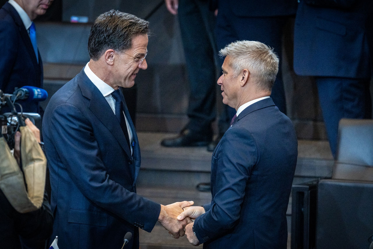 NATO Secretary General Mark Rutte and Valentin Hajdinjak (Minister of Defence, Slovenia)

