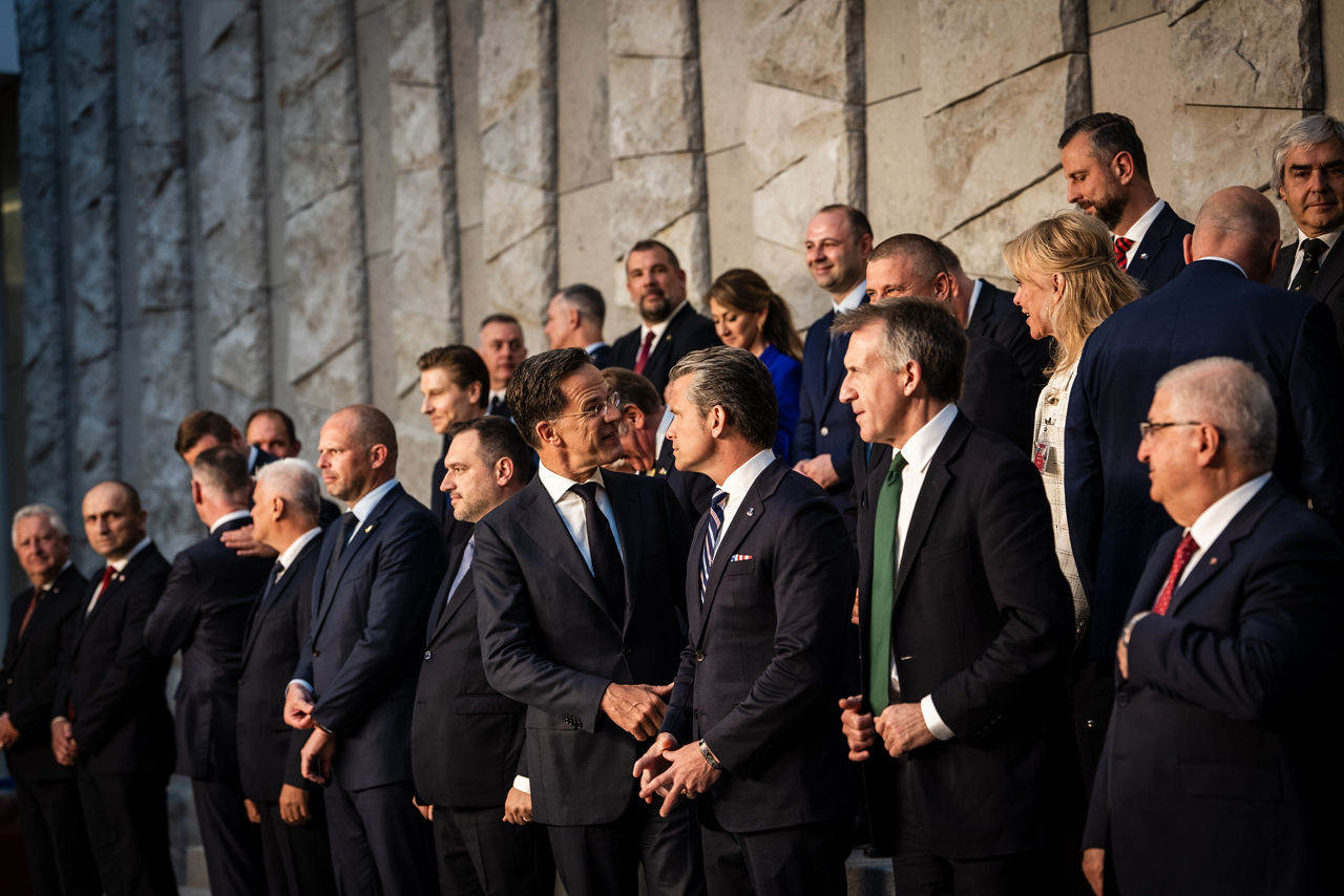 Official photo of the NATO Ministers of Defence