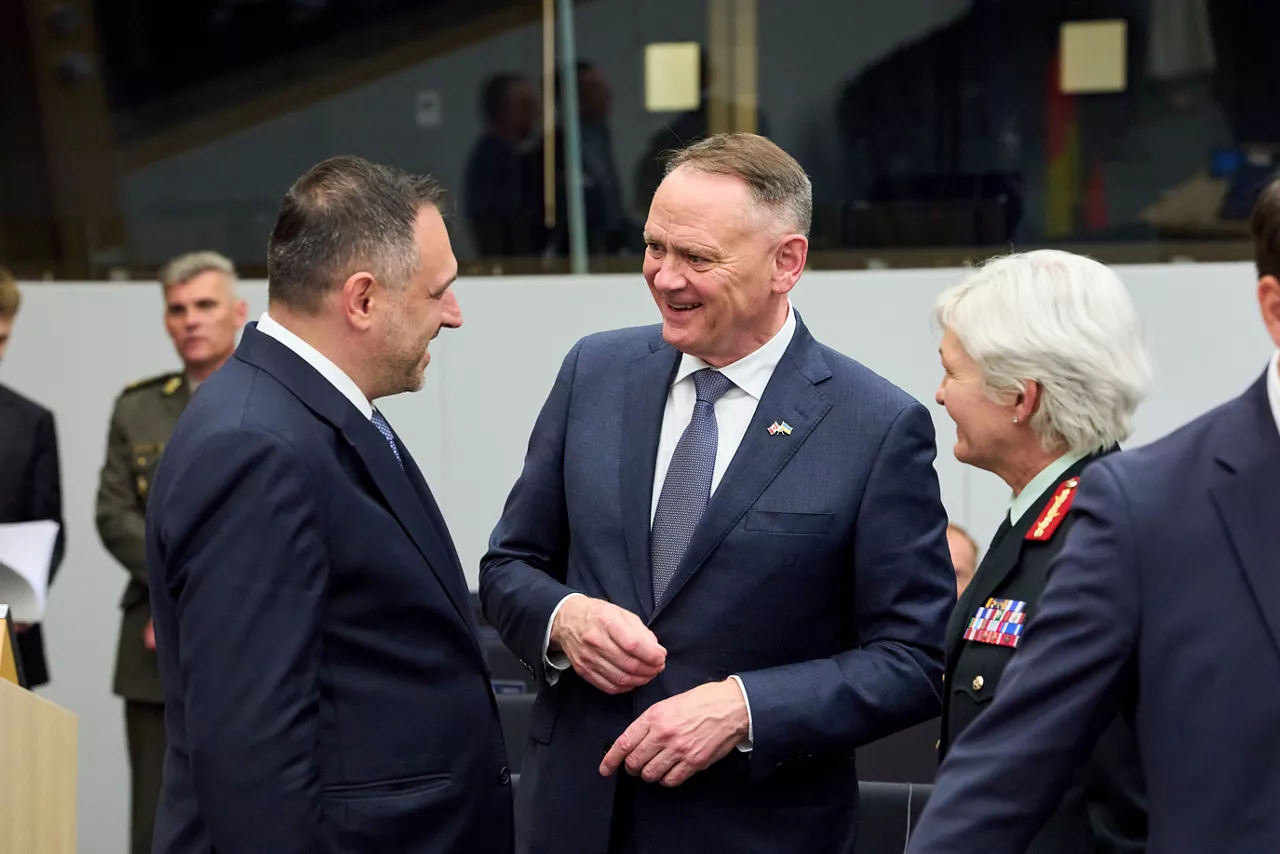 Ermal Nufi (Minister of Defence, Albania) and David McGuinty (Minister of Defence, Canada)