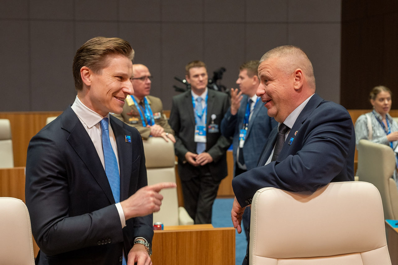 Left: Minister of Defence of Finland Antti Häkkänen 