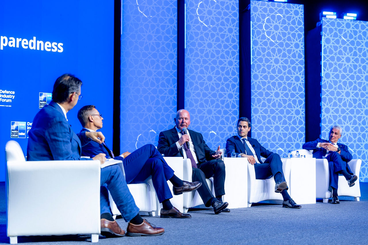 President of Finland Alexander Stubb, Prime Minister of the Netherlands Rob Jetten, CEO of Saab Group Micael Johansson, CEO of Leonardo Lorenzo Mariani moderated by Anton La Guardia from The Economist 