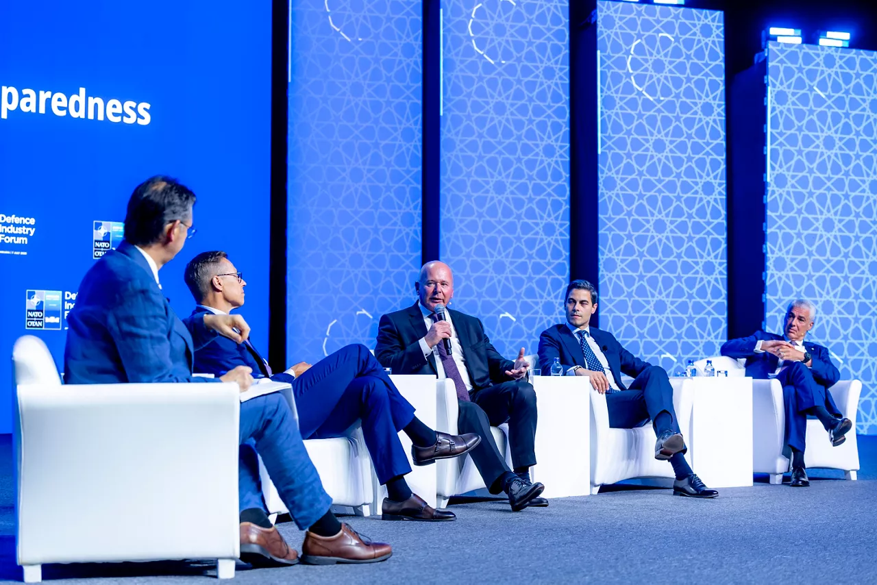 President of Finland Alexander Stubb, Prime Minister of the Netherlands Rob Jetten, CEO of Saab Group Micael Johansson, CEO of Leonardo Lorenzo Mariani moderated by Anton La Guardia from The Economist 