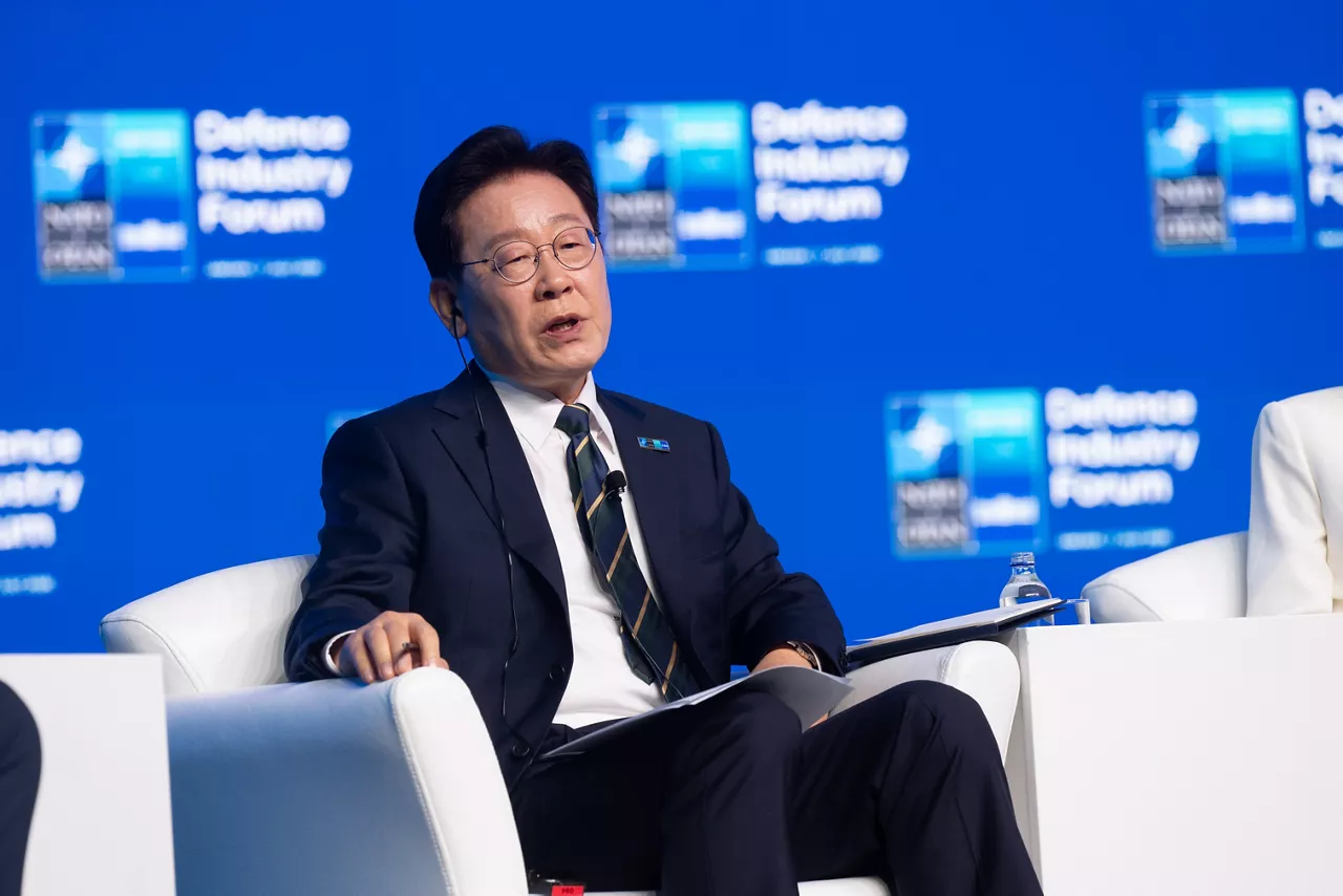 Plenary session with President of the Republic of Korea Lee Jae Myung, Minister for Foreign Affairs of Latvia Baiba Braže, Minister for Defence Industry of Australia Pat Conroy, and President & CFO of Planet Labs Ashley Johnson. Moderated by Chris Lunday, Politico