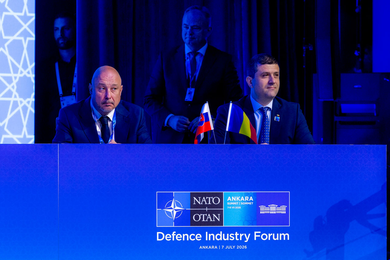 Combined signing ceremony with NATO Allies