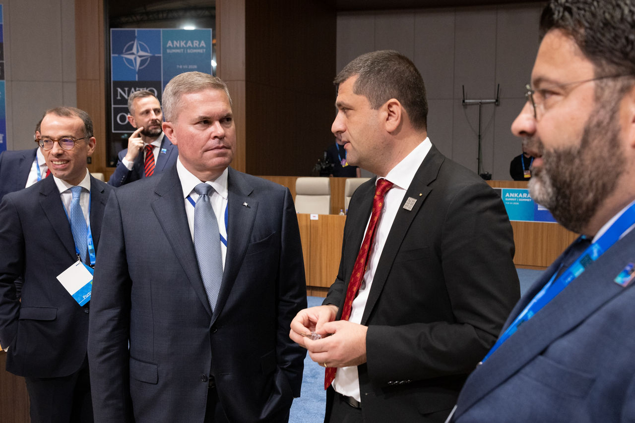 NATO Assistant Secretary General for Security and Intelligence Bray Scott with Minister of Defence of Romania Radu-Dinel Miruță 
