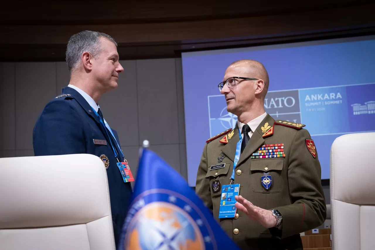 Supreme Allied Commander Europe General Alexus G. Grynkewich and Director General of the International Military Staff Lieutenant General Remigijus Baltrėnas
