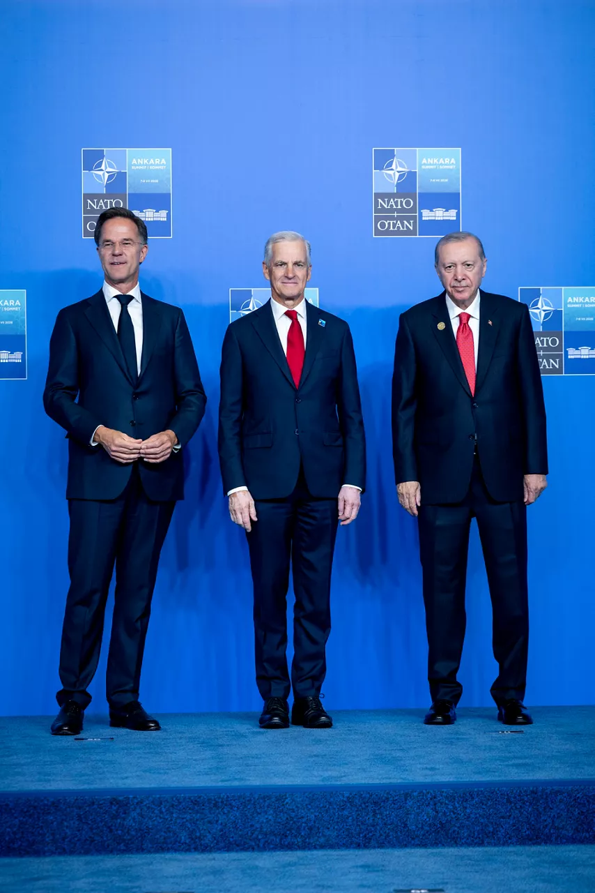 NATO Secretary General Mark Rutte and the President of the Republic of Türkiye Recep Tayyip Erdoğan welcome Prime Minister of Norway Jonas Gahr Støre