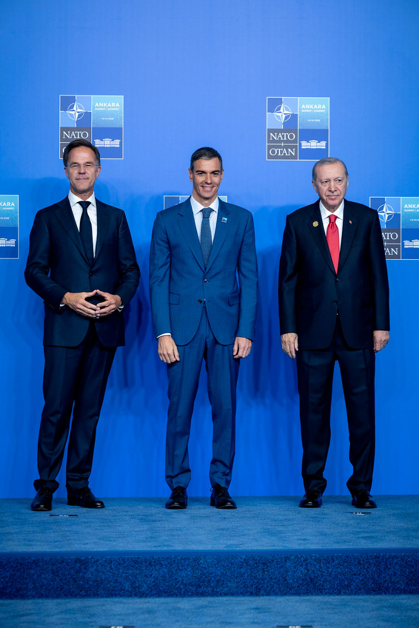 NATO Secretary General Mark Rutte and the President of the Republic of Türkiye Recep Tayyip Erdoğan welcome Prime Minister of Spain Pedro Sánchez