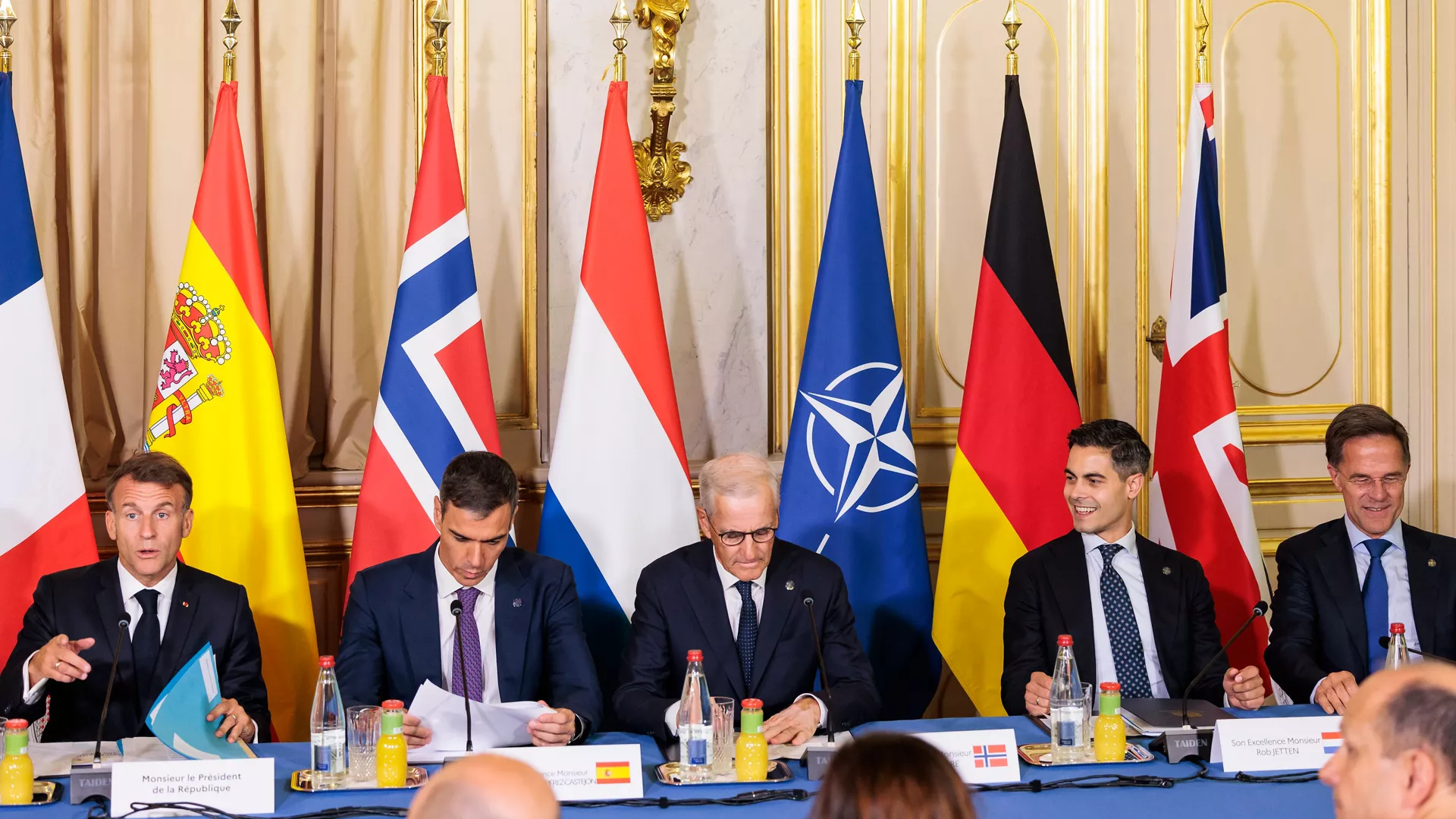 Archive: Macron, Sánchez, Støre, Jetten and Rutte in Paris in July 2026.