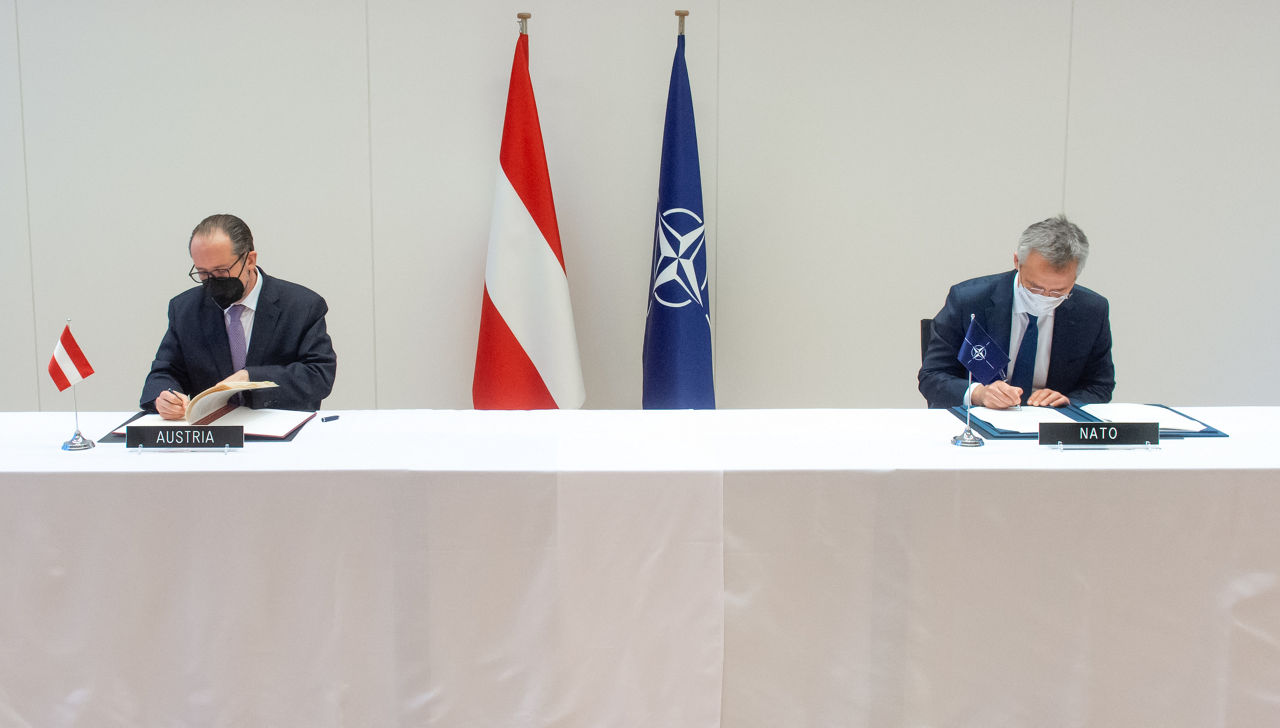 Visit to NATO by the Federal Minister for European and International Affairs of the Republic of Austria