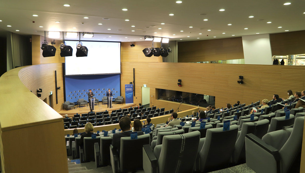 211015-ukraine-workshop.jpg