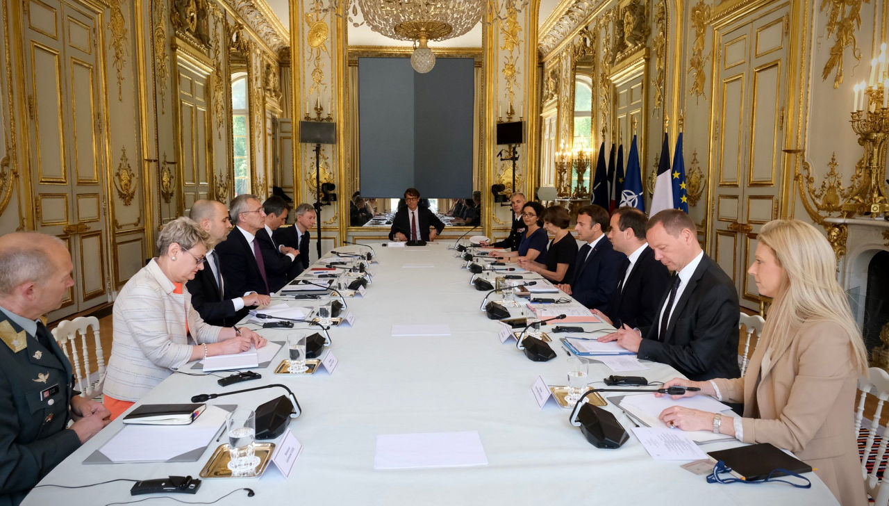 NATO Secretary General and President Macron discuss Madrid Summit ...