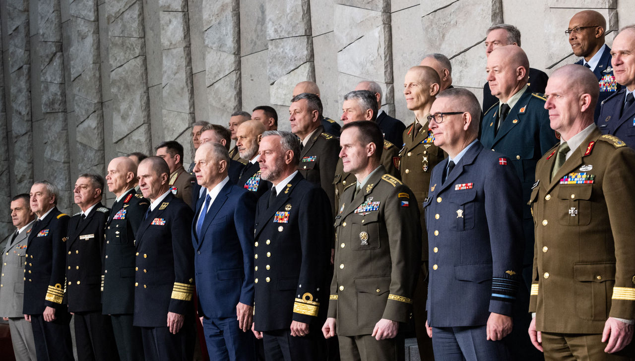 NATO Chiefs of Defence discuss deterrence and defence priorities | NATO ...