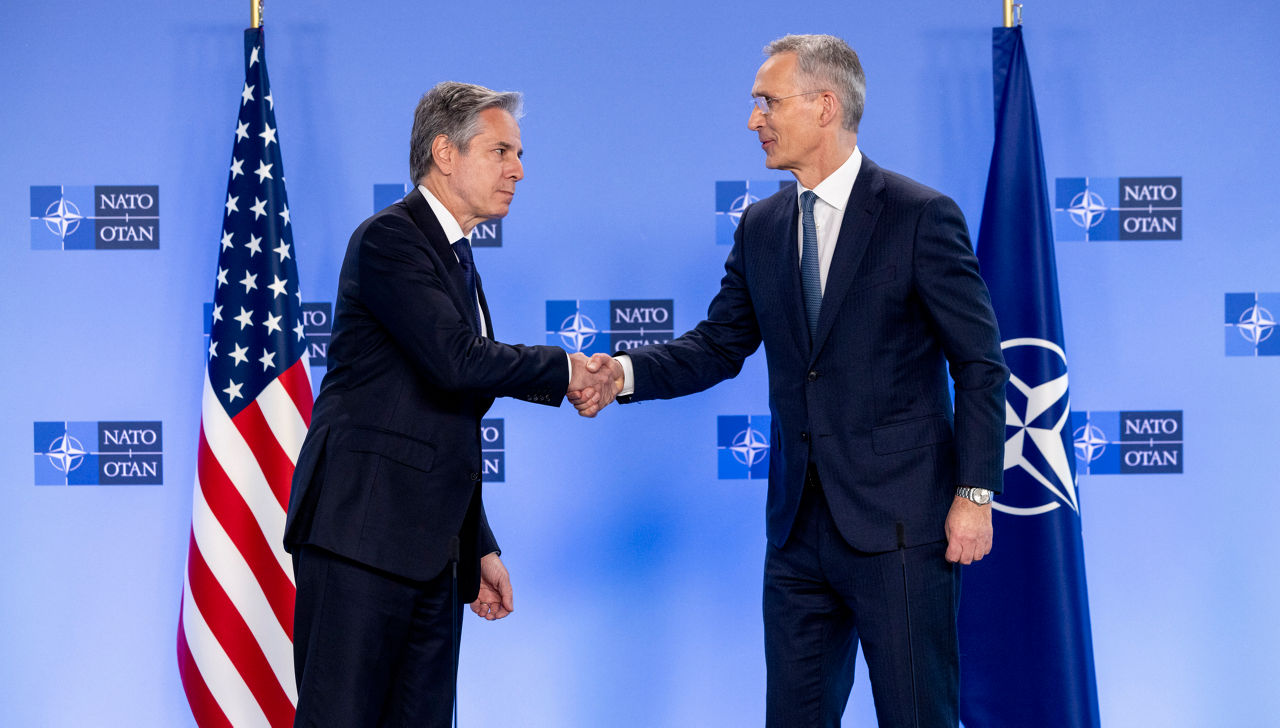 Secretary General commends United States for leadership in NATO ...