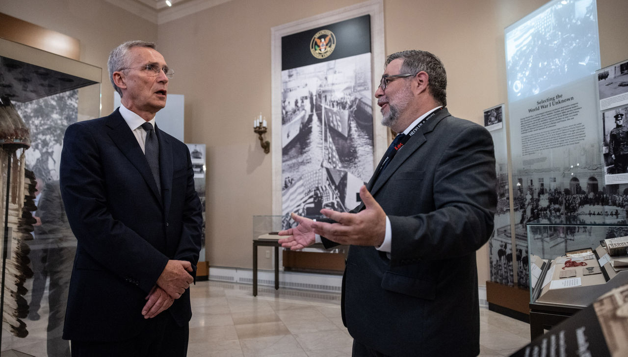 Wreath-laying Ceremony with NATO Secretary General Jens Stoltenberg at Arlington National Cemetry