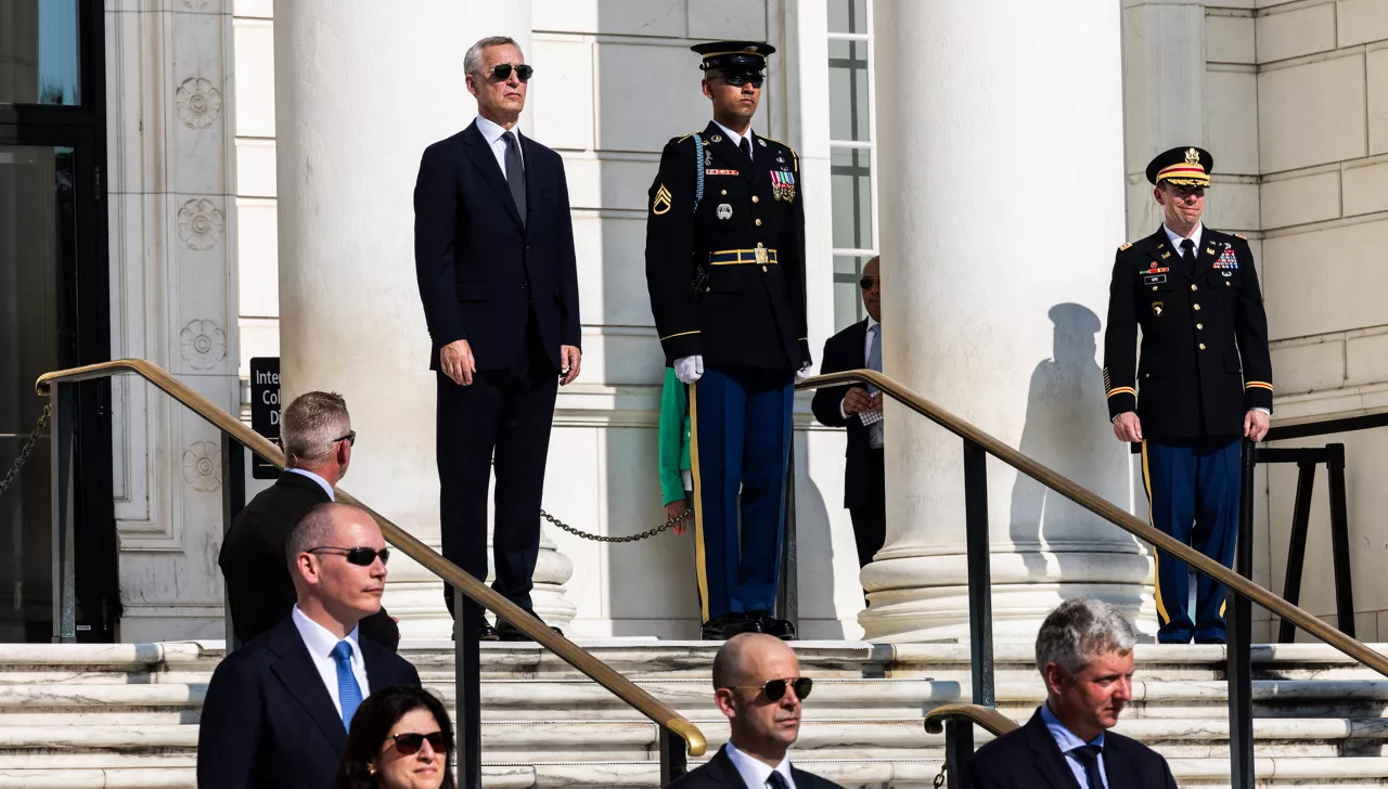 Wreath-laying Ceremony with NATO Secretary General Jens Stoltenberg at Arlington National Cemetry