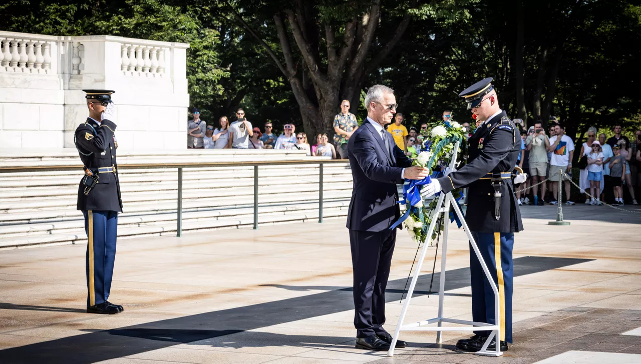 Wreath-laying Ceremony with NATO Secretary General Jens Stoltenberg at Arlington National Cemetry