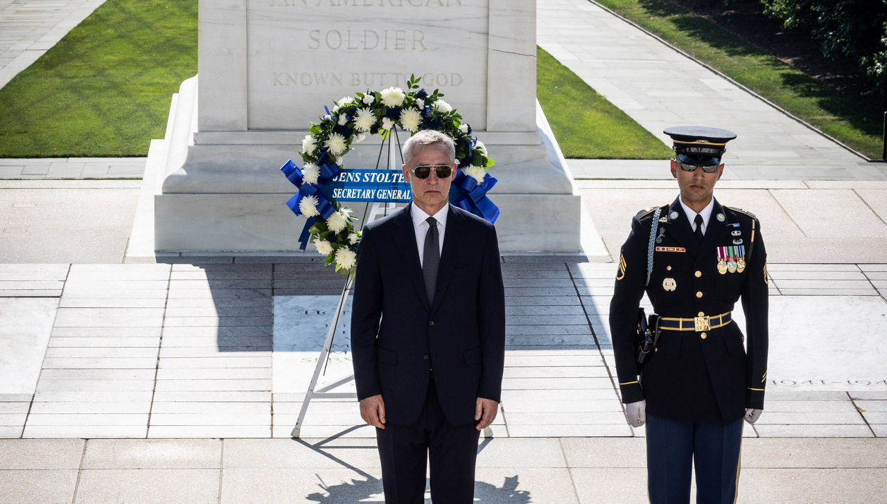 Wreath-laying Ceremony with NATO Secretary General Jens Stoltenberg at Arlington National Cemetry