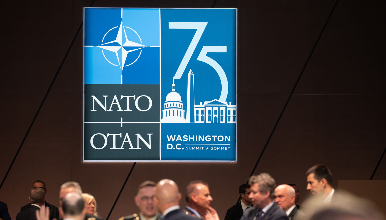 General view of the meeting