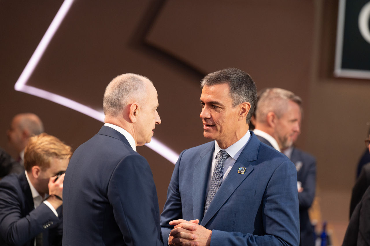 NATO Deputy Secretary General Mircea Geoană with Pedro Sánchez Pérez-Castejón (Prime Minister of Spain)