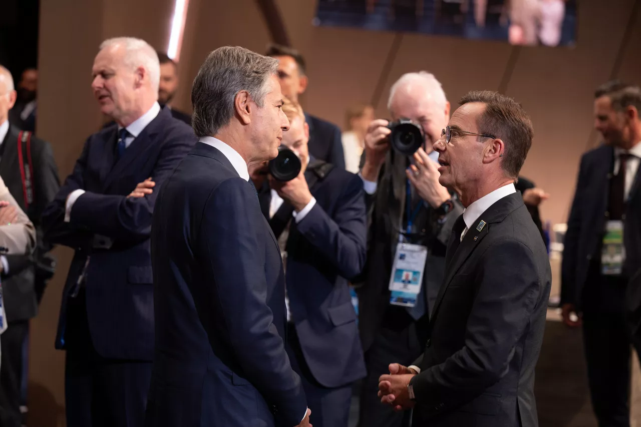 Left to right: Antony J. Blinken (US Secretary of State) with Ulf Kristersson (Prime Minister of Sweden)