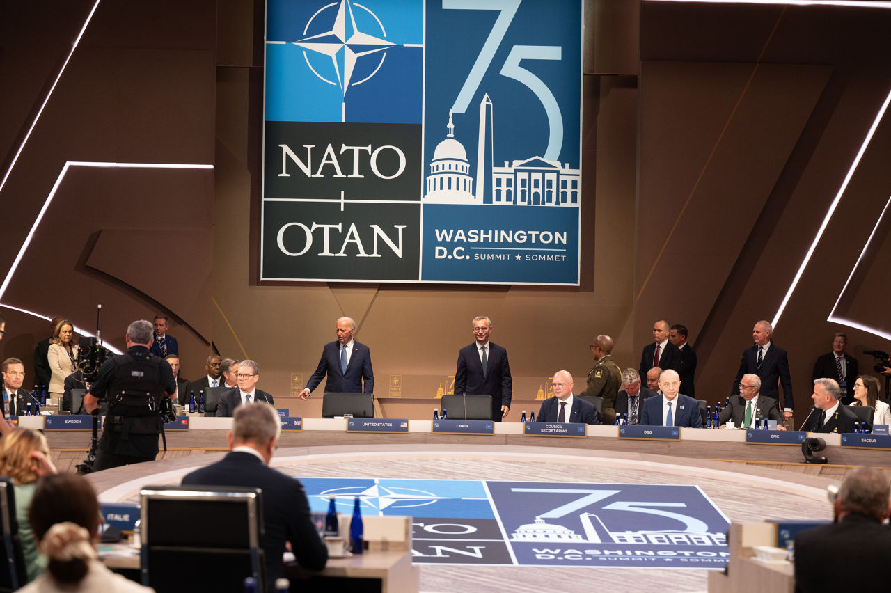 General view of the meeting