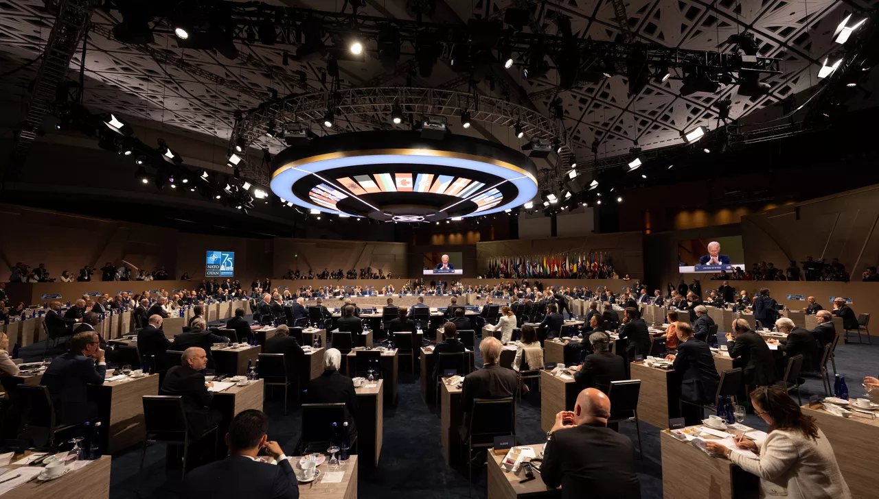 General view of the meeting