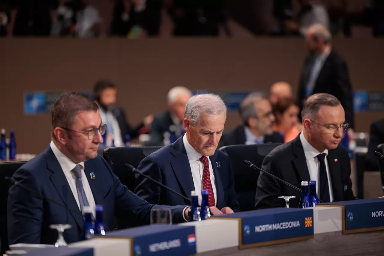 Left to right: Hristijan Mickoski (Prime Minister of North Macedonia) with Jonas Gahr Støre (Prime Minister of Norway) and President Andrzej Duda (Poland)