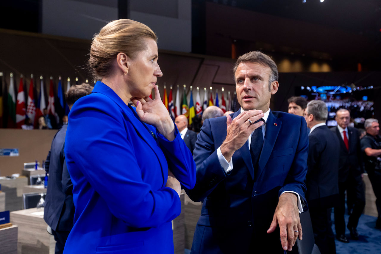 Left to right: Mette Frederiksen (Prime Minister of Denmark) with President Emmanuel Macron (France)