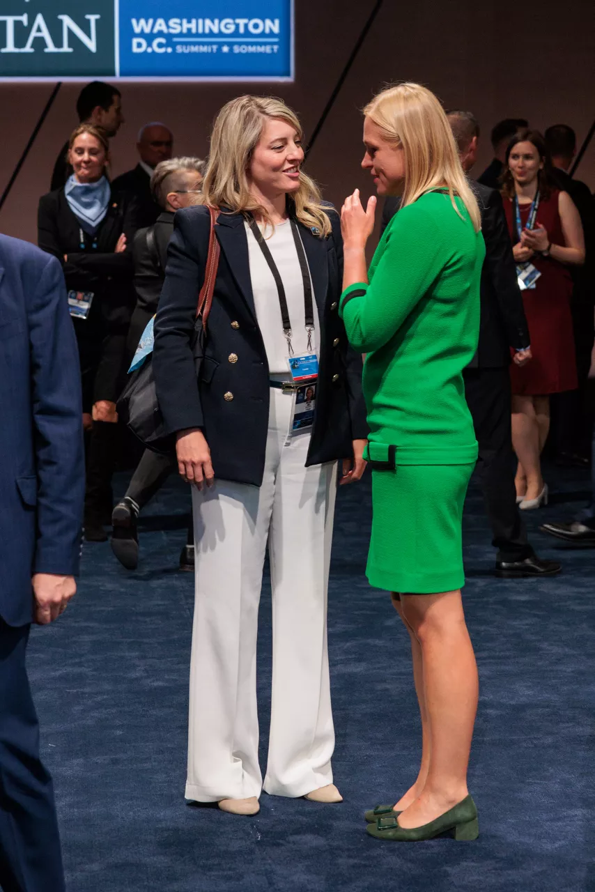 Left to right: Mélanie Joly (Minister of Foreign Affairs, Canada) with Elina Valtonen (Minister of Foreign Affairs, Finland)