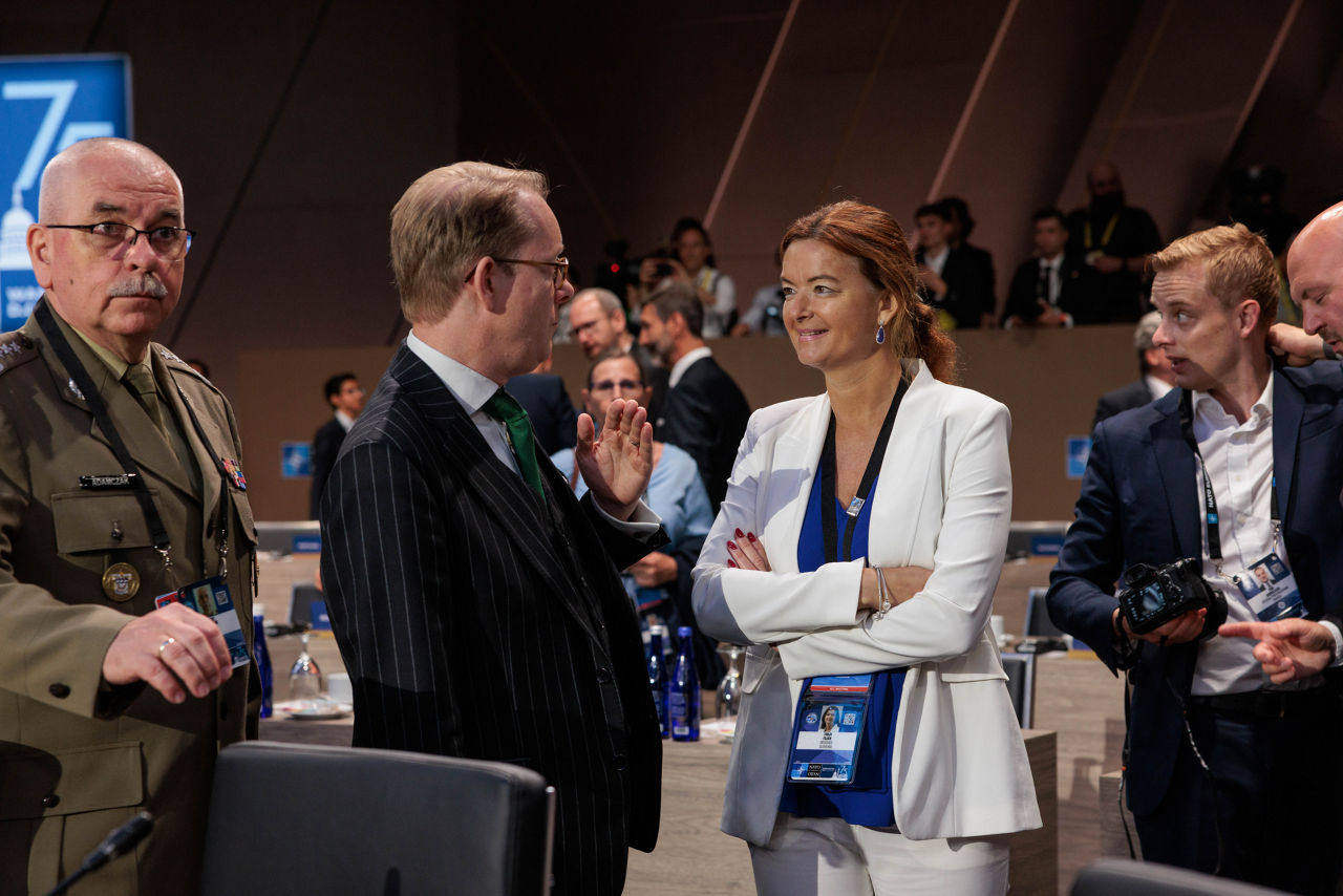 Left to right: Tobias Billström (Minister of Foreign Affairs, Sweden) with Tanja Fajon (Minister of Foreign Affairs, Slovenia)