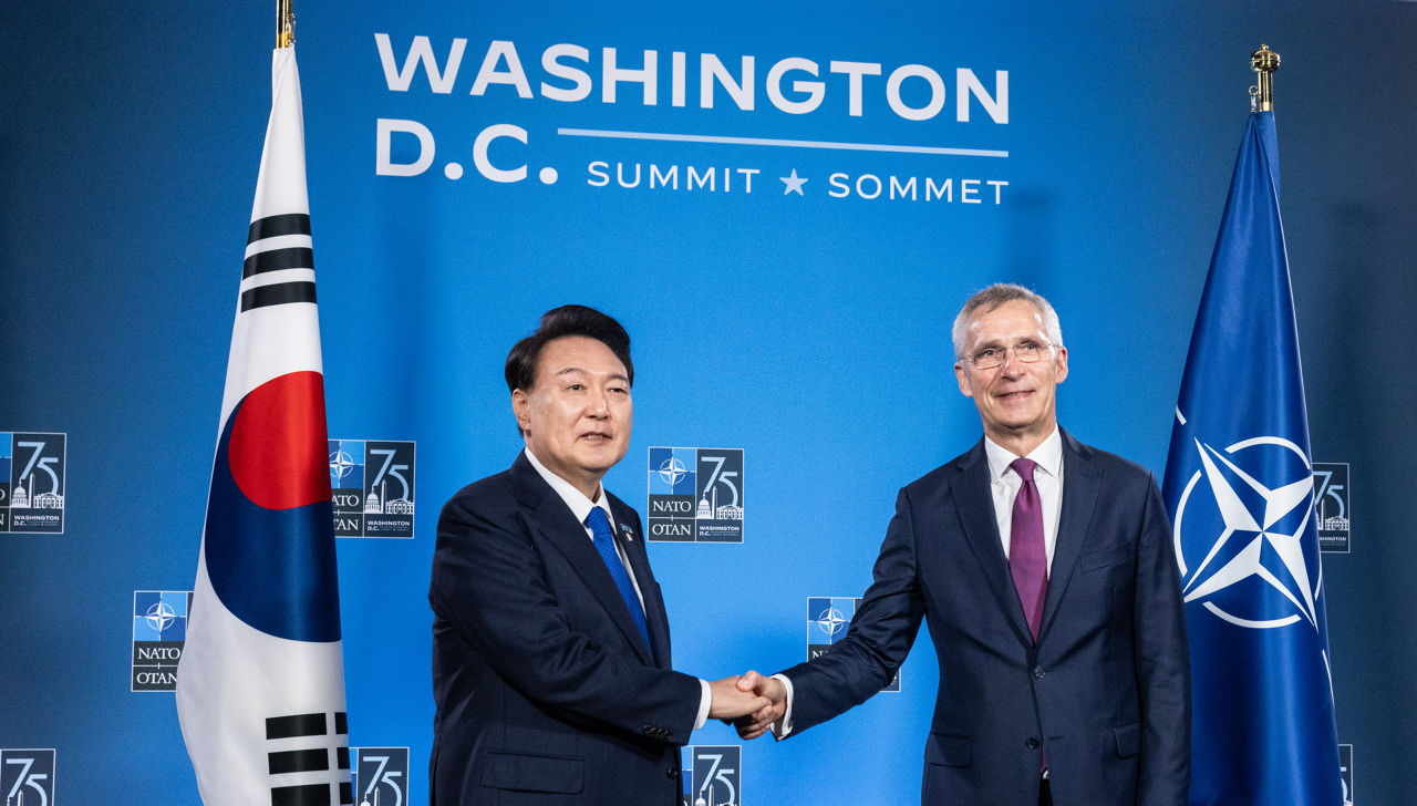 NATO Secretary General Jens Stoltenberg and Yoon Suk Yeol (President, Republic of Korea)