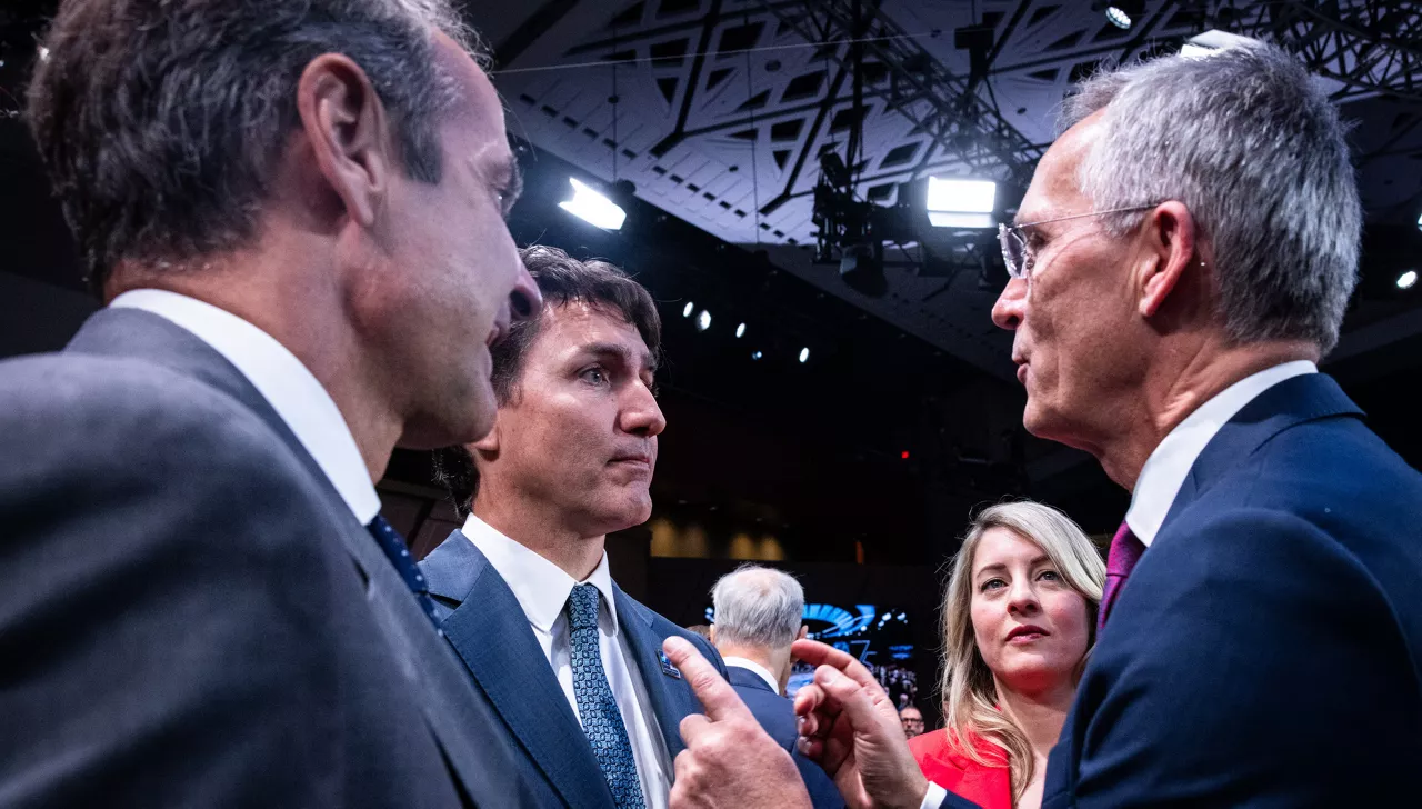 Centre: Justin Trudeau (Prime Minister of Canada) with NATO Secretary General Jens Stoltenberg