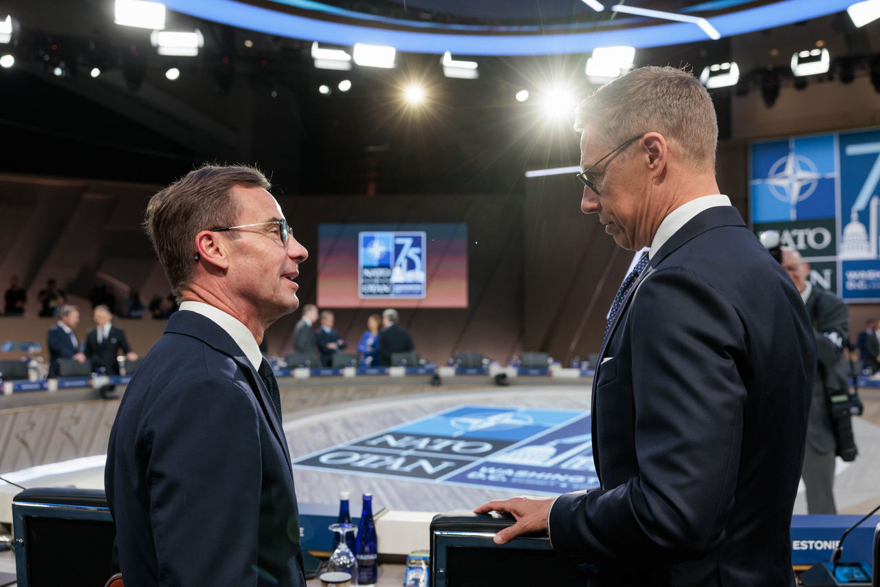 Left to right: Ulf Kristersson (Prime Minister of Sweden) talking with President Alexander Stubb (Finland)