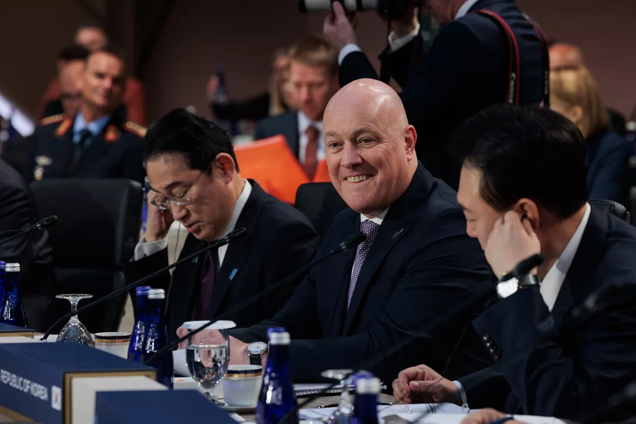 Centre: Christopher Luxon (Prime Minister, New Zealand)