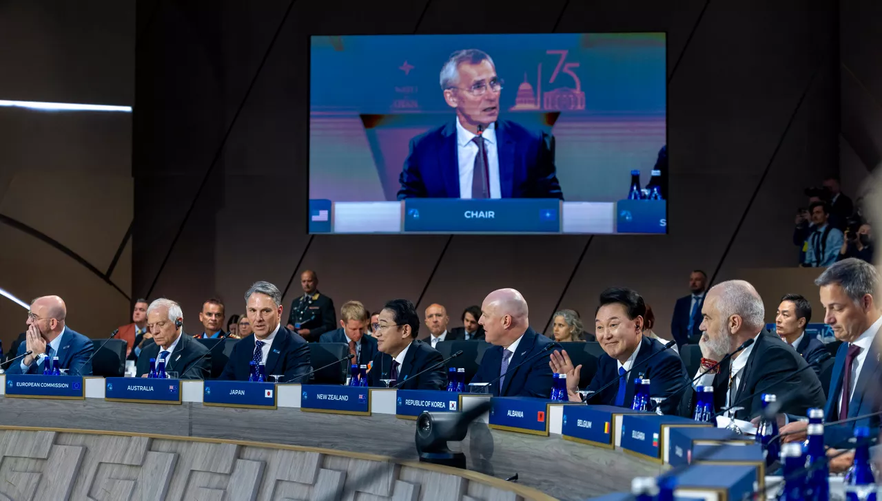 General view of the meeting