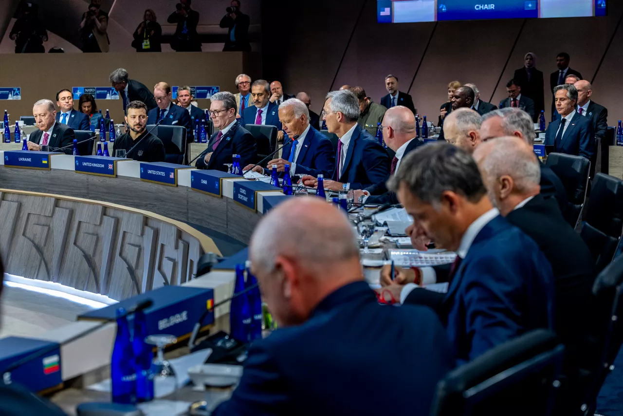 General view of the meeting