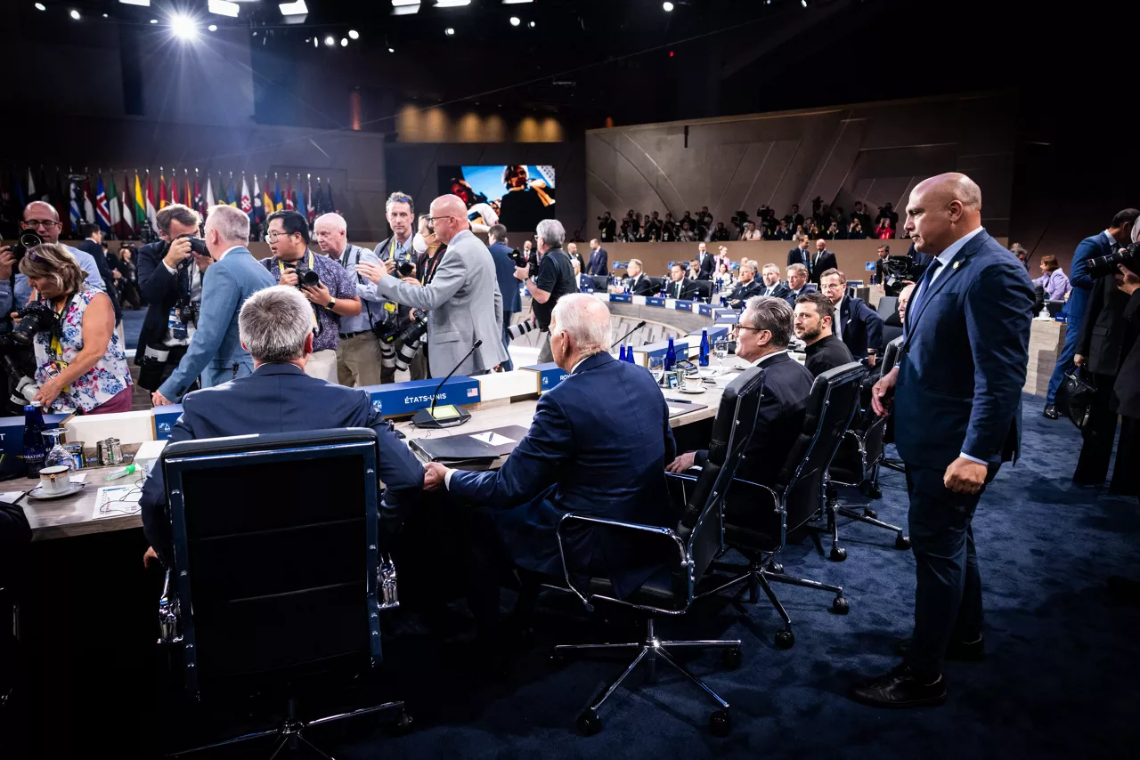 General view of the meeting