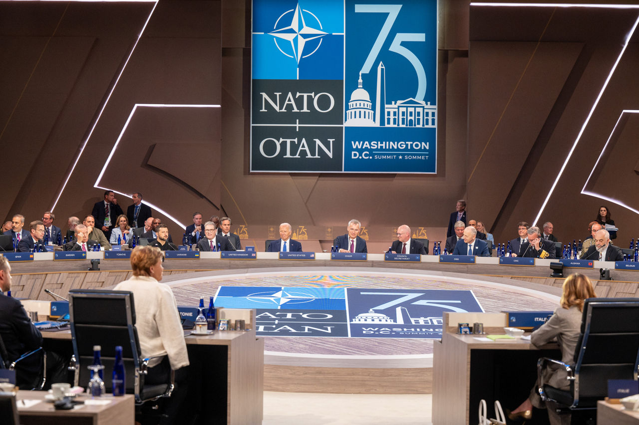 General view of the meeting