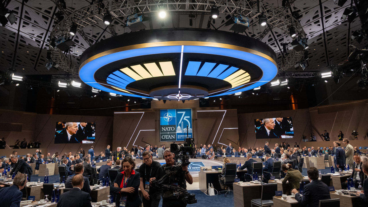 General view of the meeting