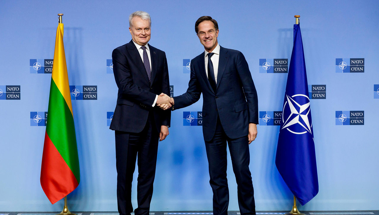 NATO Secretary General Mark Rutte welcomed Lithuania’s President Gitanas Nausėda to NATO Headquarters on Wednesday (18 December 2024), to discuss NATO’s deterrence and defence and support to Ukraine.