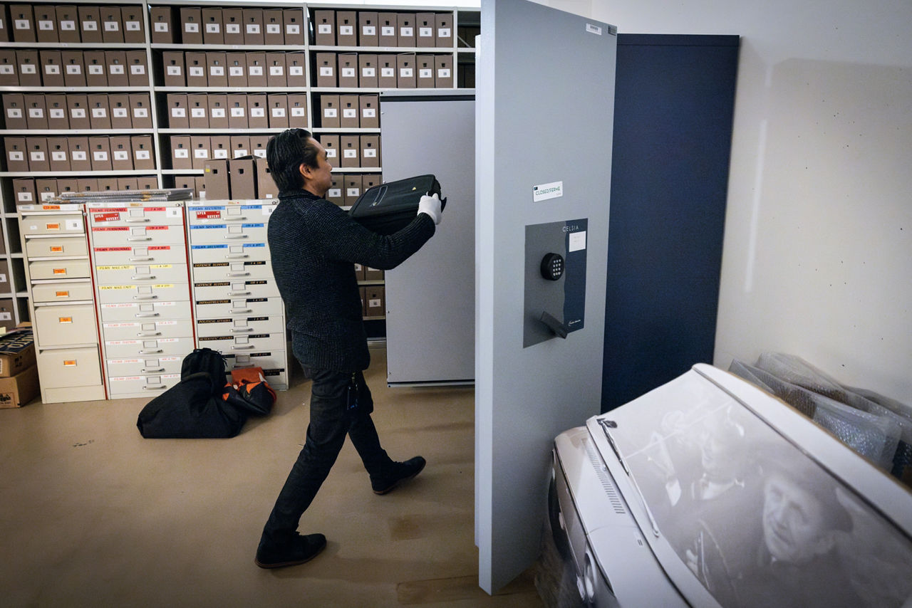 The 1949 NATO Treaty arrives to the NATO Headquarters in Brussels for the first time from Washington DC